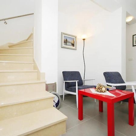 House Viki Plano Exterior foto