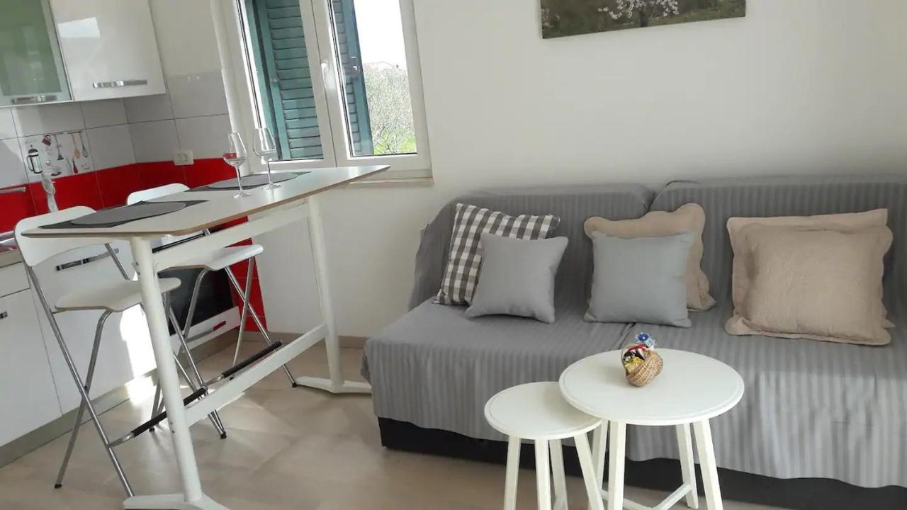 House Viki Plano Exterior foto